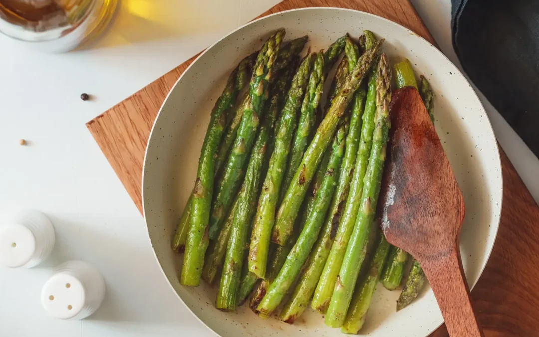 Roasted Asparagus with Hollandaise Sauce