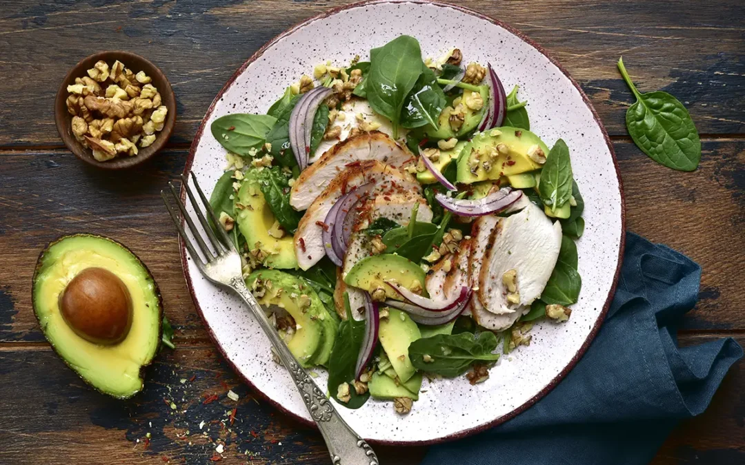 Spinach Salad with Chicken, Avocado and Walnuts